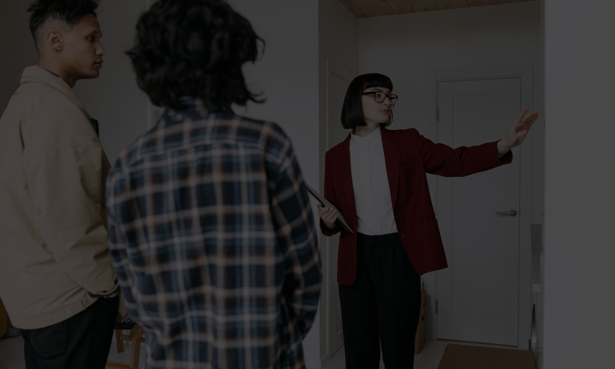 Brain | Jornada de compra de imóvel: como o digital e o presencial moldam a decisão do consumidor